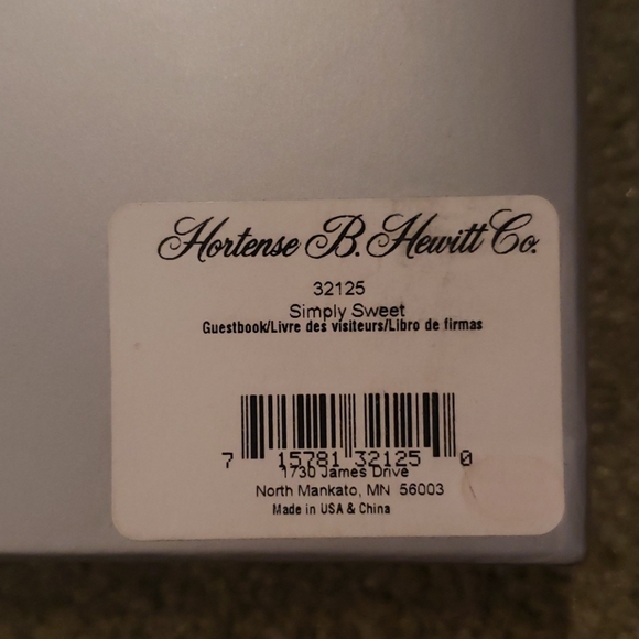 New in Box Hortense B. Hewitt guest book - Picture 2 of 4